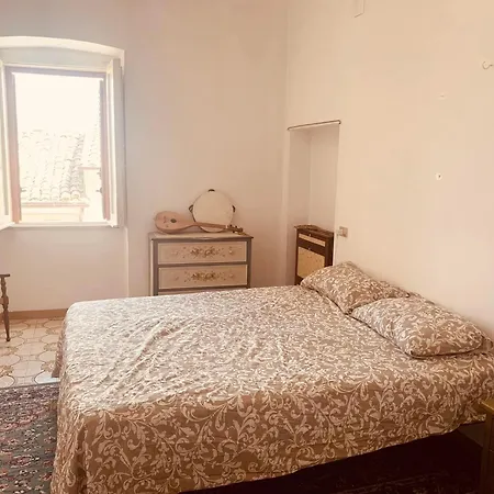 Casa Dell Antica Asimmetria Ubytování v soukromí